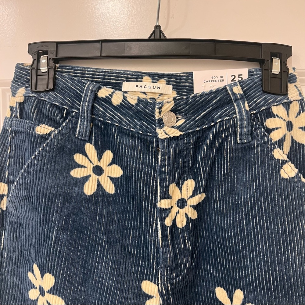 NWT PacSun90s Boyfriend Carpenter Floral Corduroy Pants - Picture 3 of 12